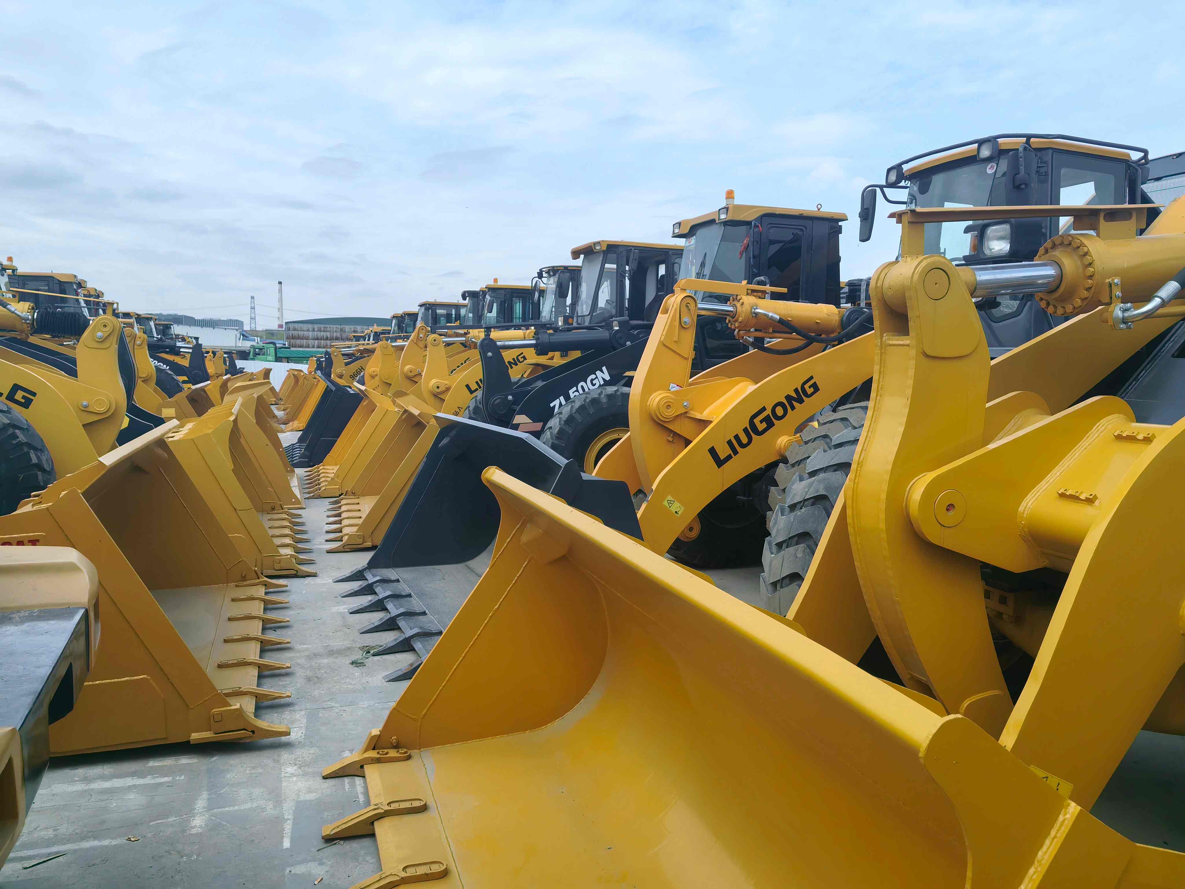 Second Hand Excavators Wholesaler: Expert Guide to Smart Buying