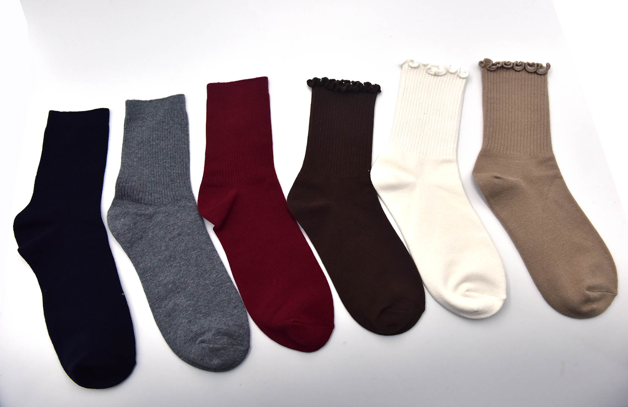 OEM Cotton Socks: Custom Manufacturing for Premium Quality and Comfort