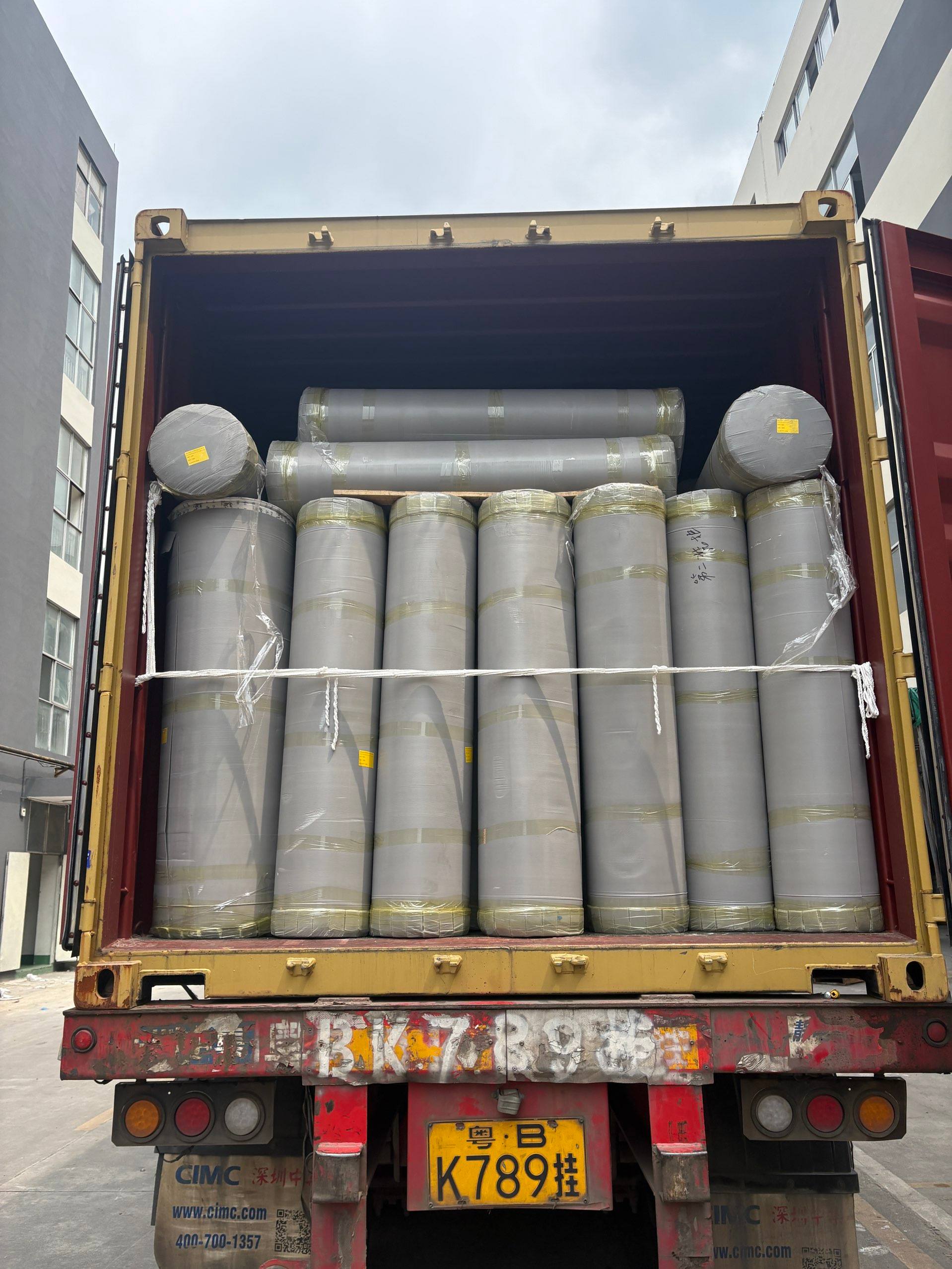 OEM Abrasive Jumbo Roll Solutions for Efficient Surface Finishing